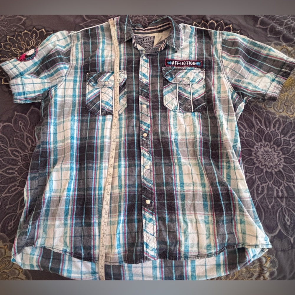 Vintage Men’s Affliction shirt!